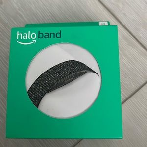 Black and onyx halo band medium
